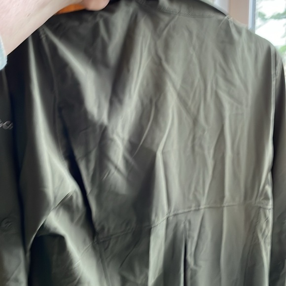 M Columbia olive 🫒 shirt vented shoulder NWOT - Picture 8 of 13
